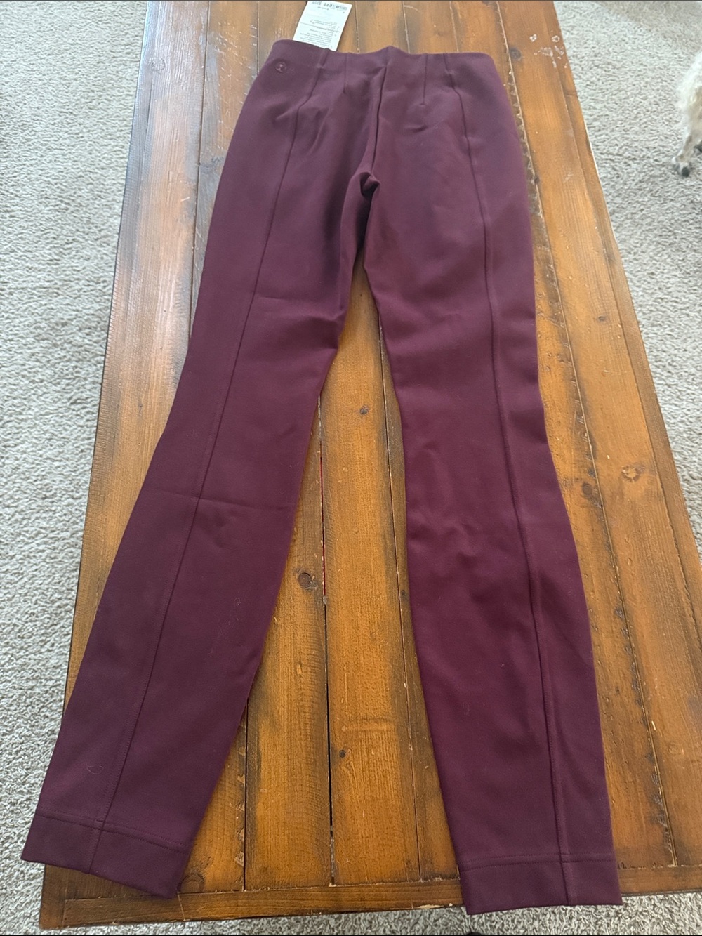 lululemon athletica burgundy women's pants - Picture 3 of 3